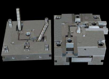 压铸模具工作时的注意事项